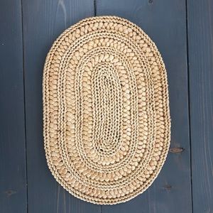 2 Wicker pieces table decor place mat